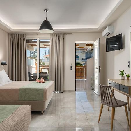 Iris & Rhea Junior Suites Циливи Екстериор снимка