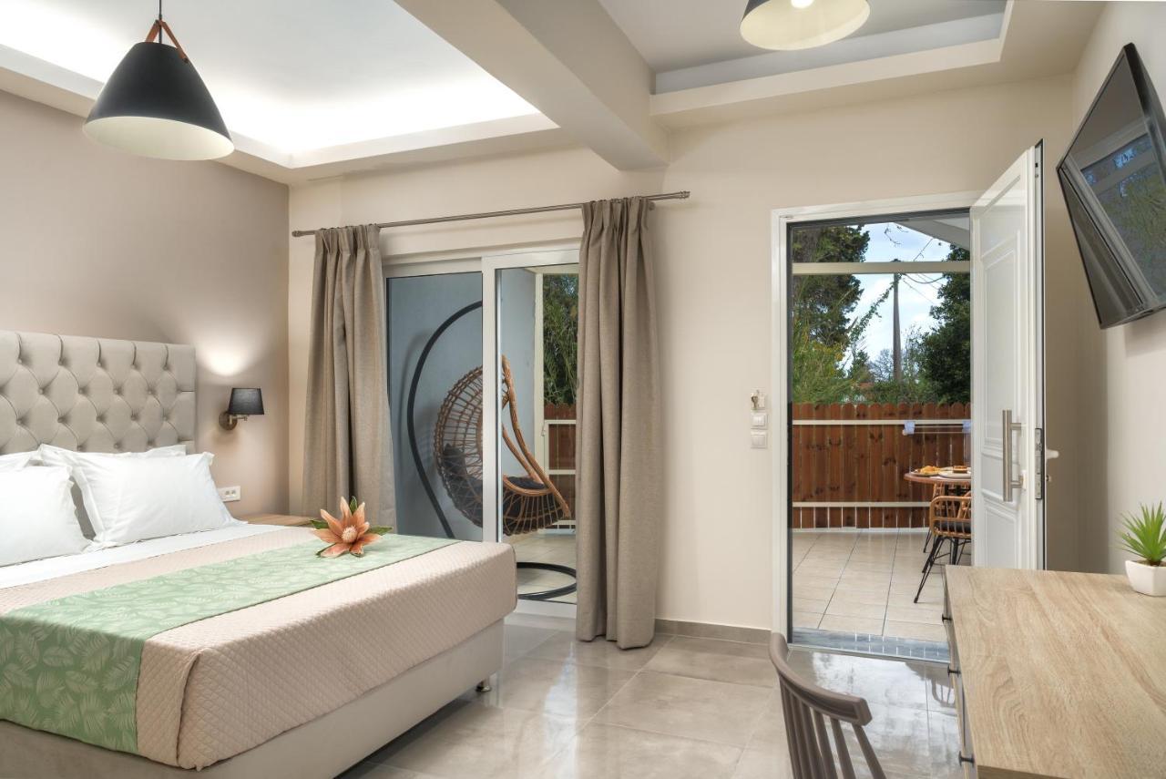 Iris & Rhea Junior Suites Циливи Екстериор снимка