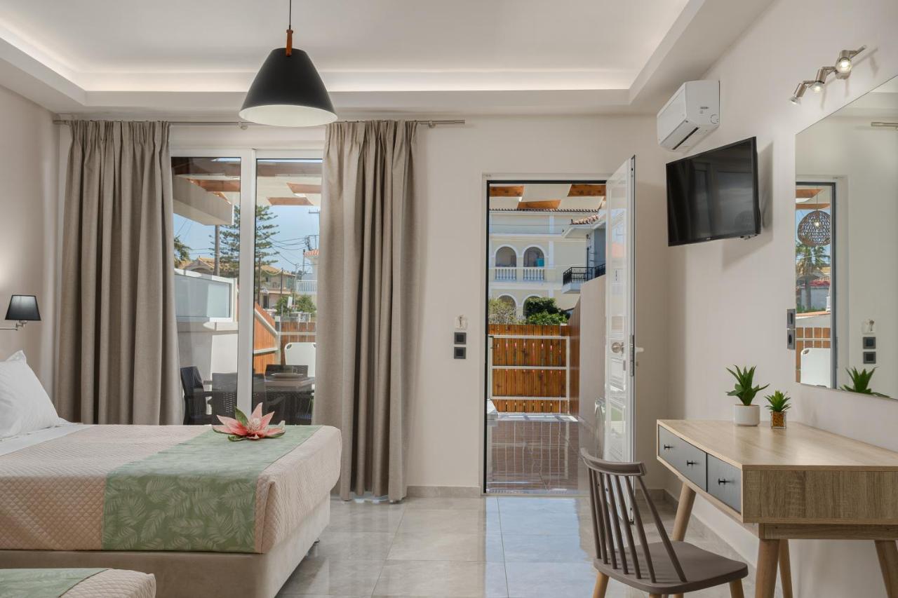 Iris & Rhea Junior Suites Циливи Екстериор снимка