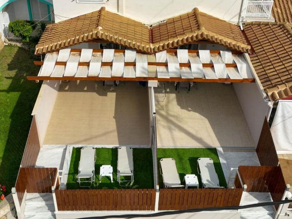 Iris & Rhea Junior Suites Циливи Екстериор снимка